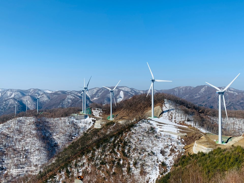 한국남부발전 태백귀네미풍력 발전단지 전경